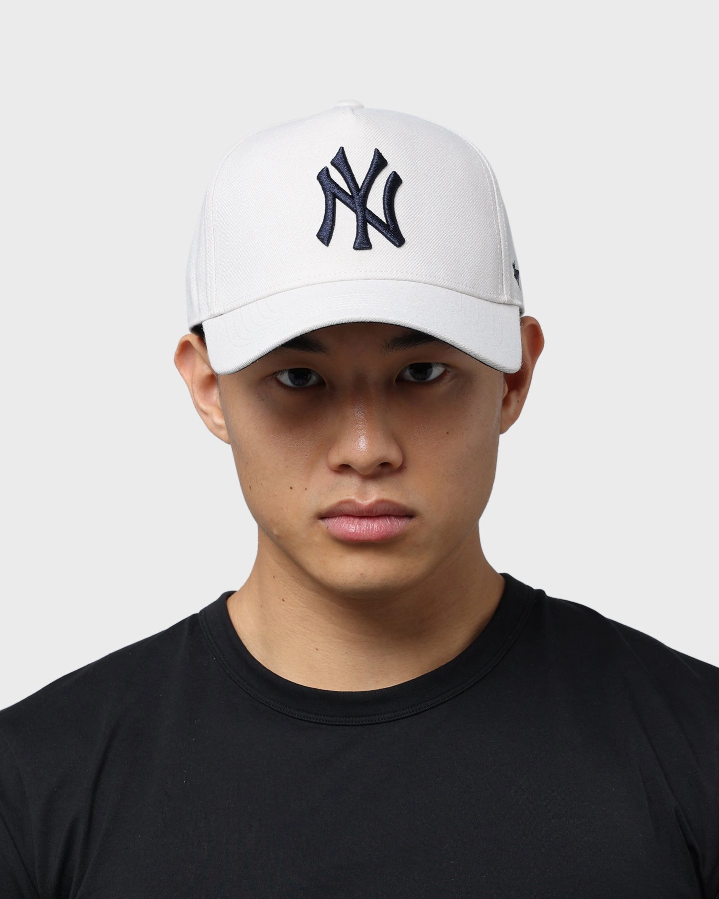 47 Brand New York Yankees Replica MVP DT Snapback Bone/Navy