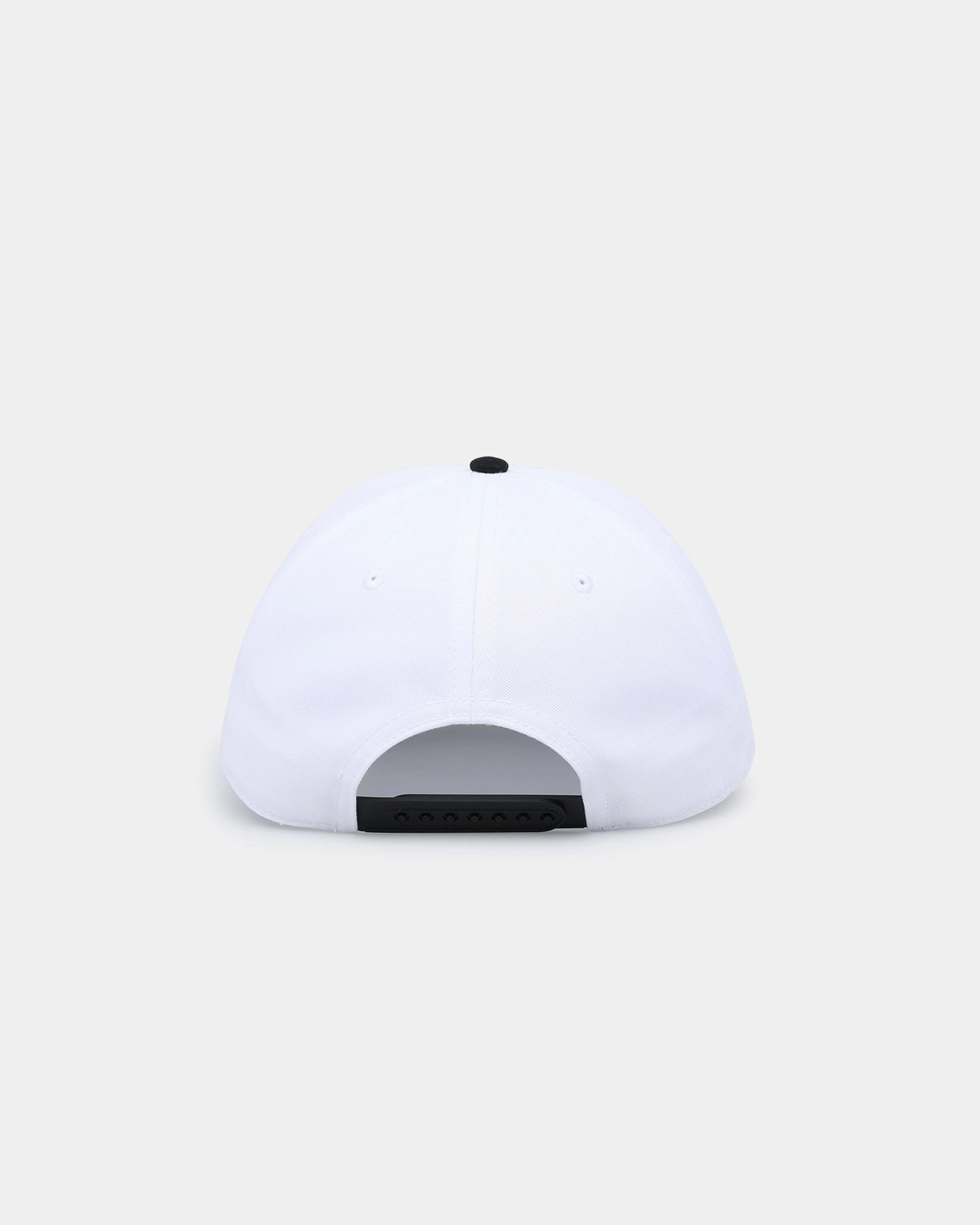 American Needle Roscoe Strapback White/Black
