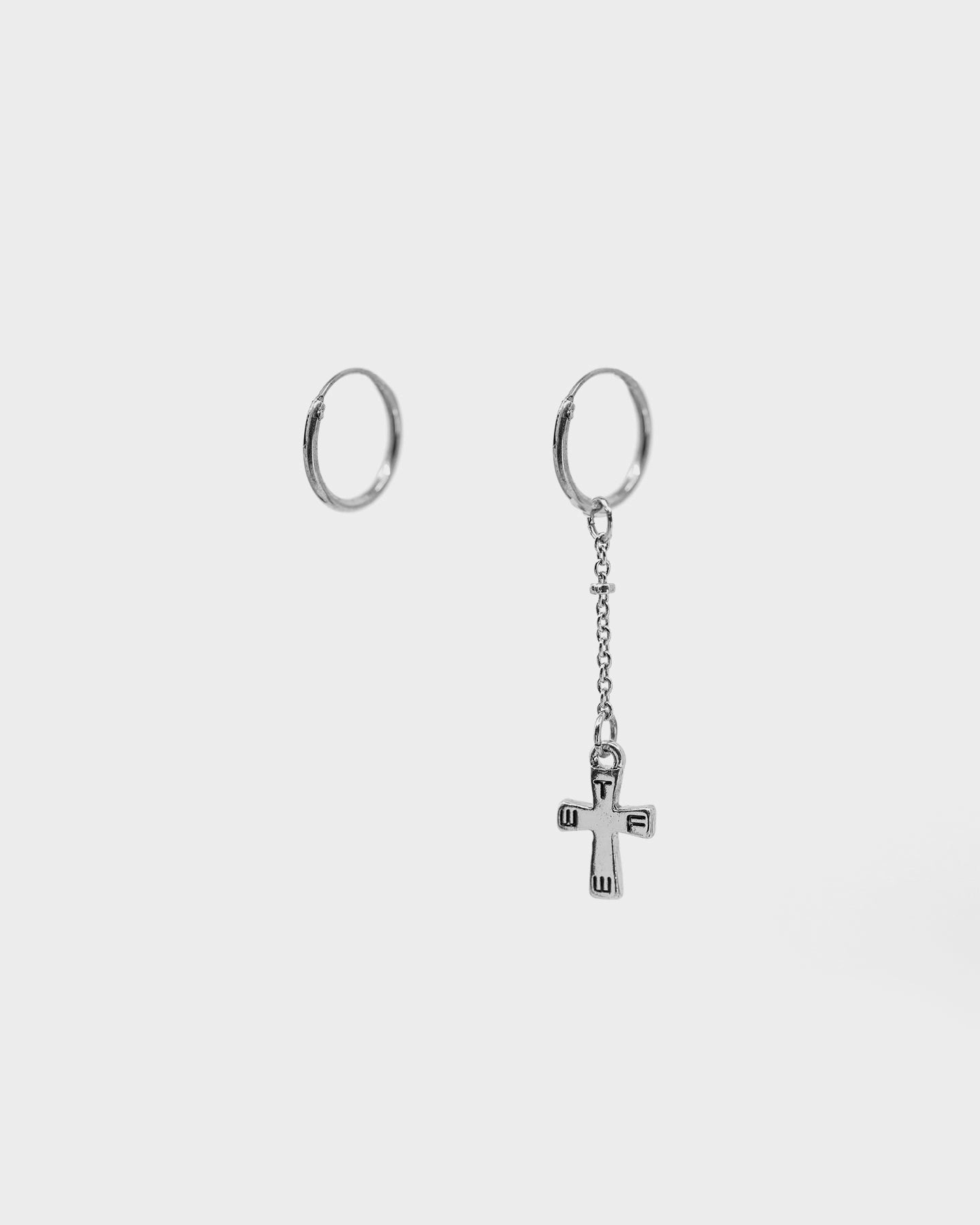 BLESSED TRUTH ROSARY EARRINGS SILVER