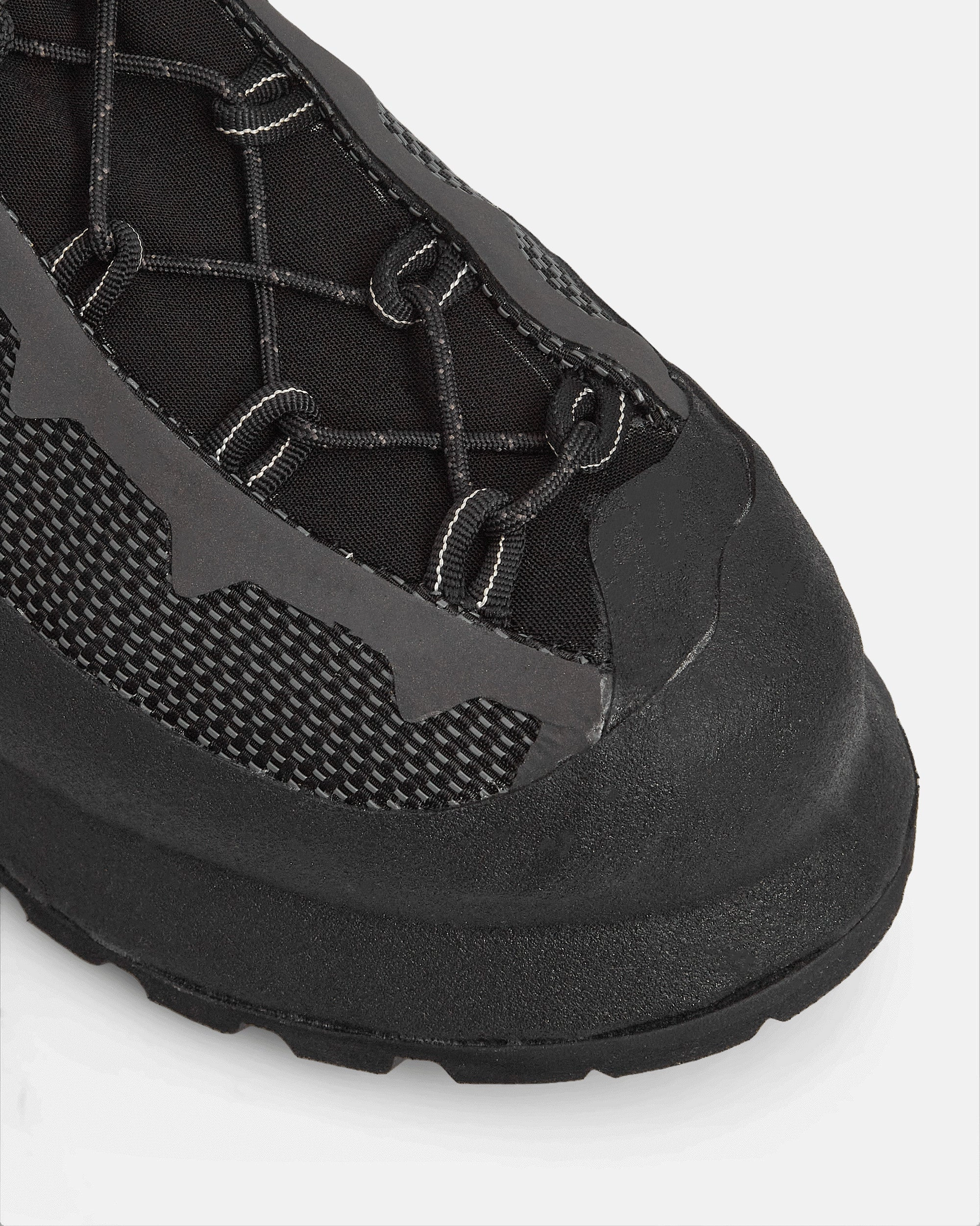 Carbonaz Boots Black