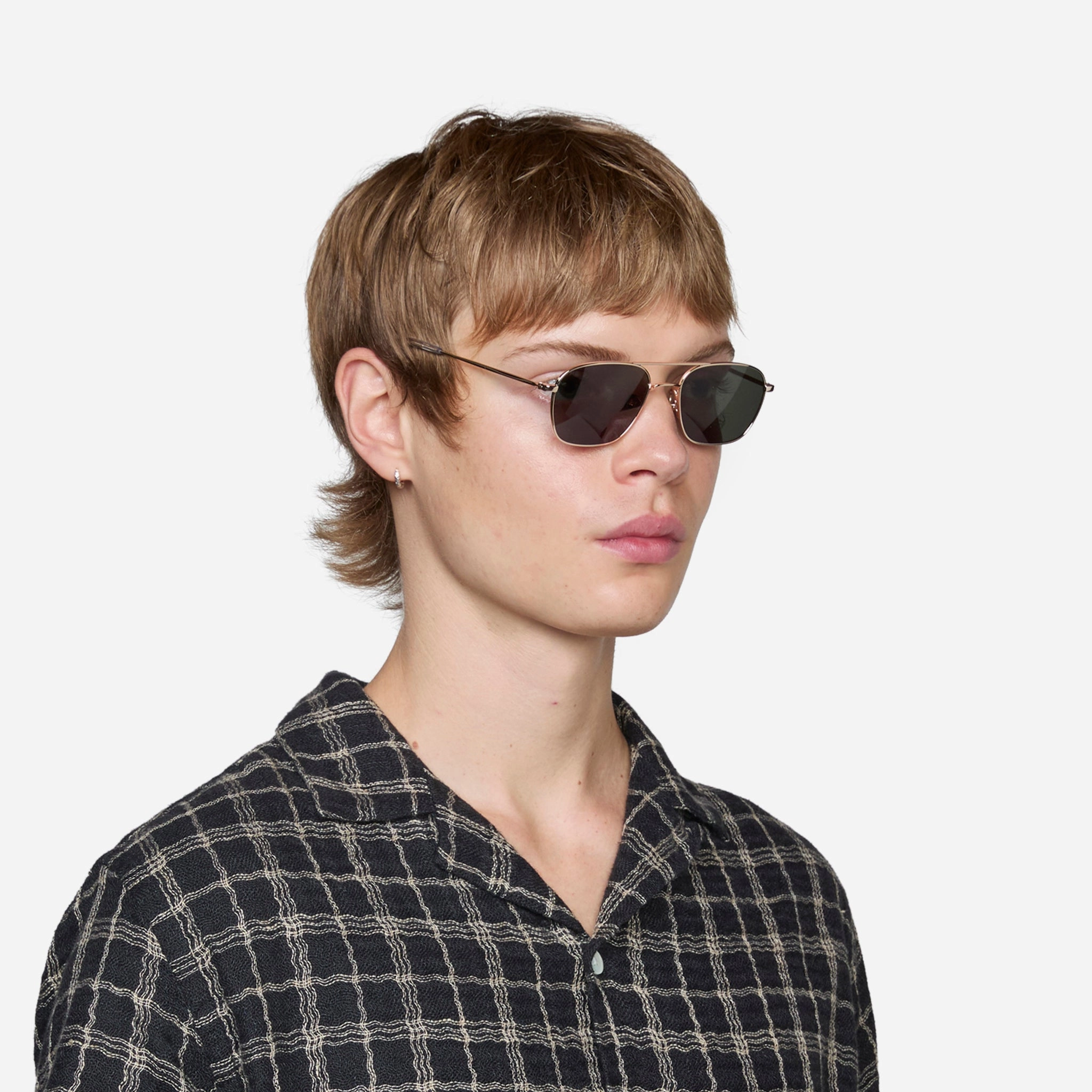 Dion Gold | Green Solid Lens