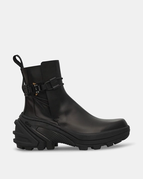Fixed Sole Buckle Boots Black