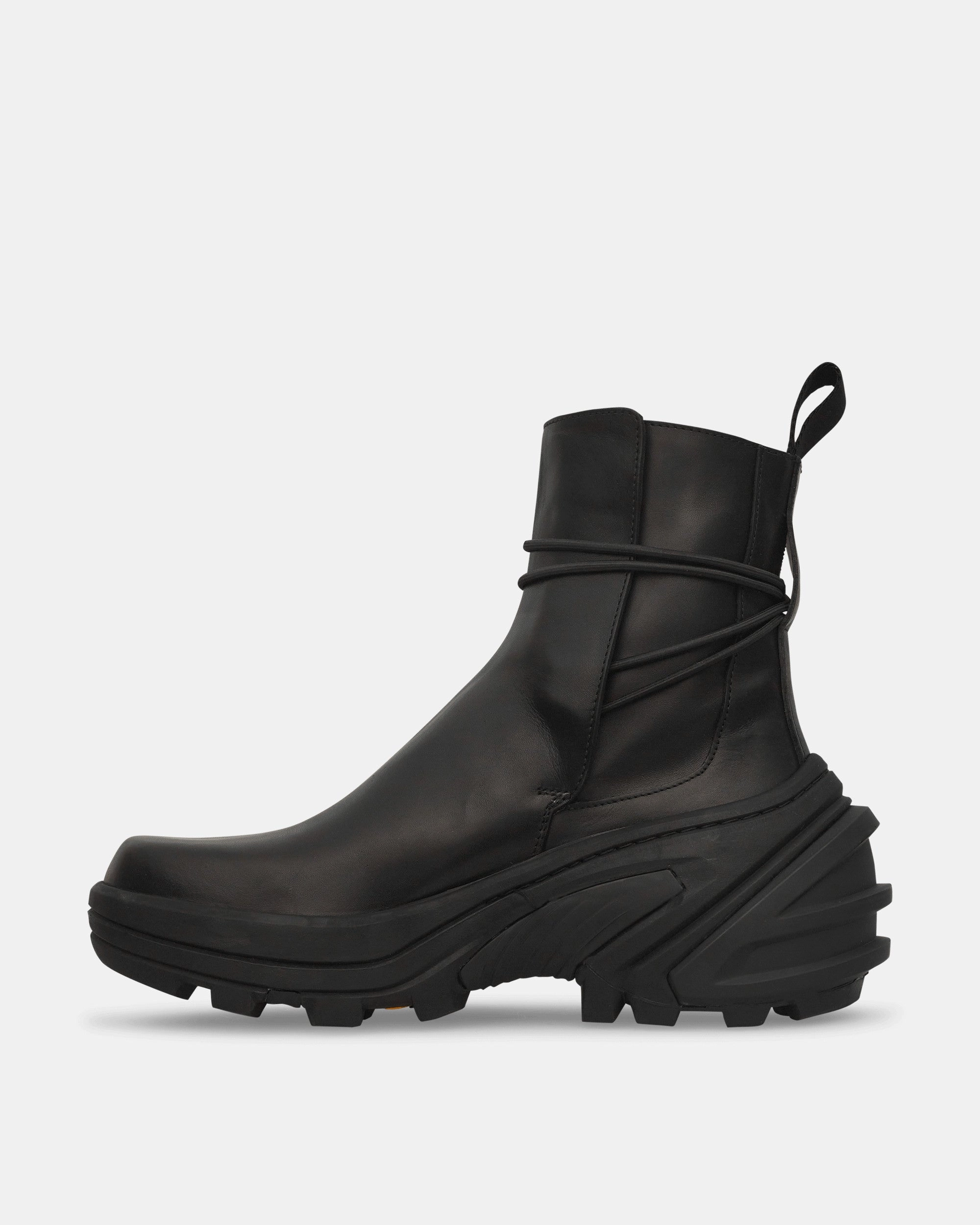 Fixed Sole Buckle Boots Black