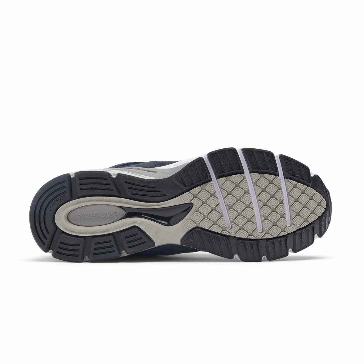 in USA 990v4 'Navy Silver'