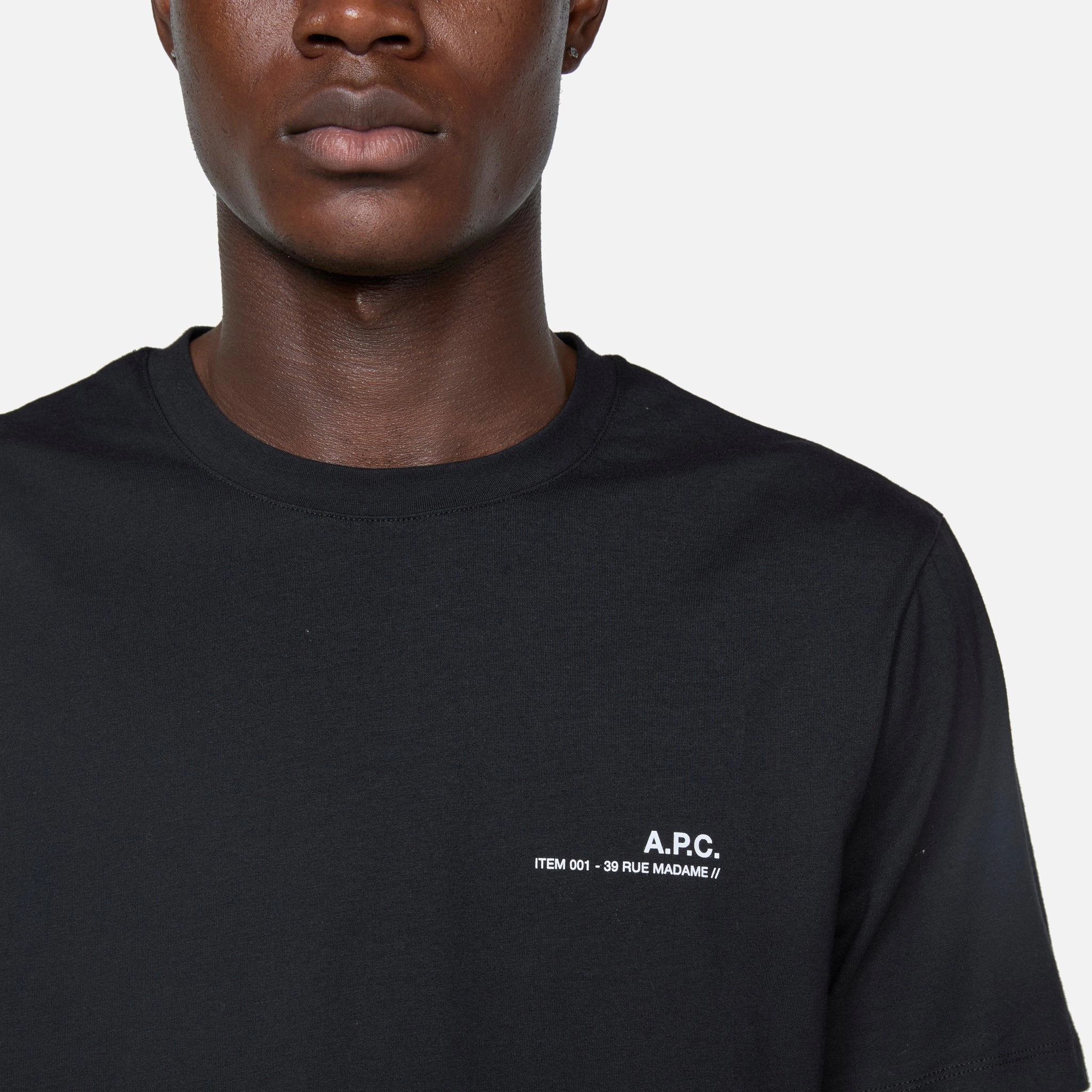 Item T-Shirt Black