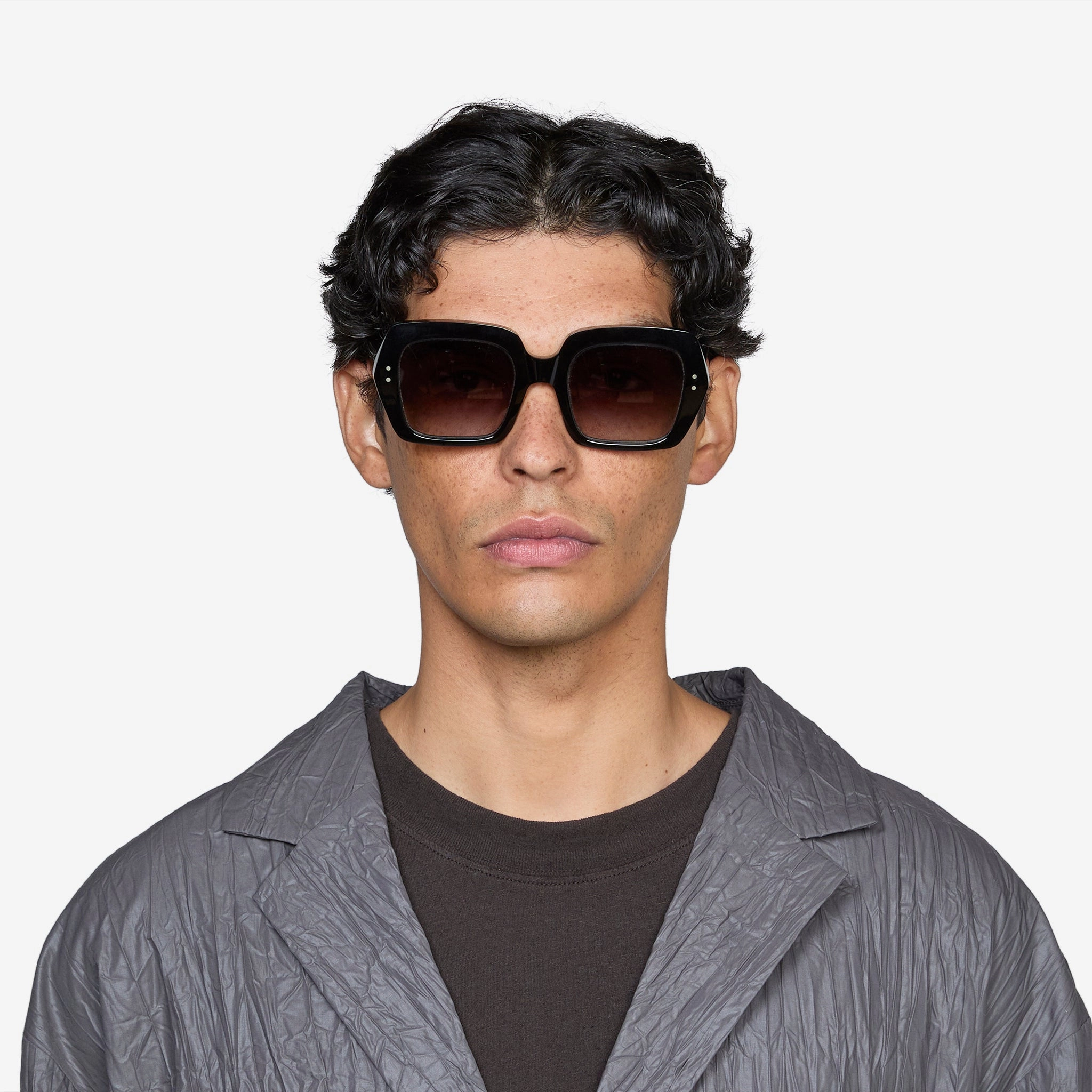 Kaia Black | Gradient Grey Lens