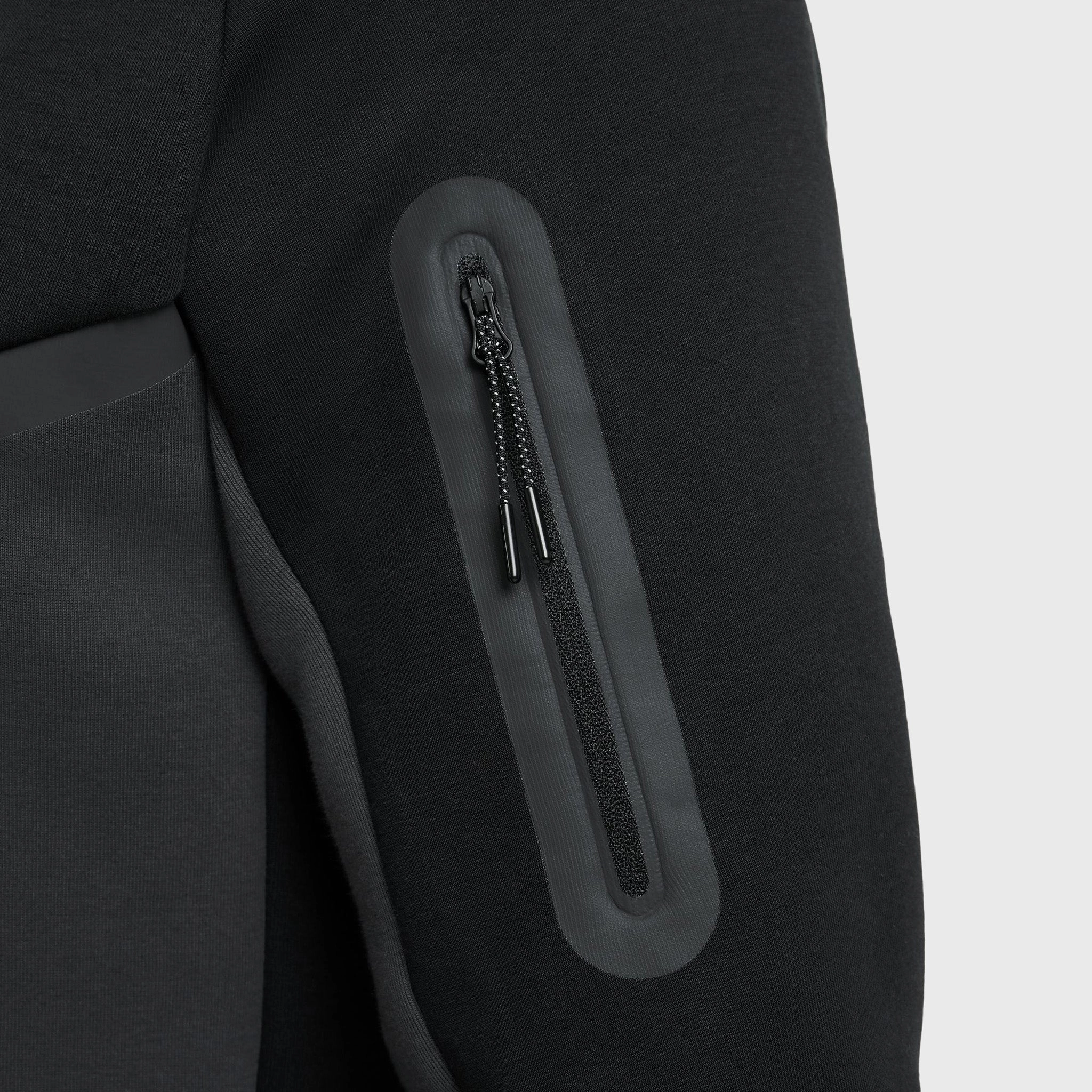 Nike Tech Fleece Full-Zip Windrunner Hoodie Black / Anthracite - Green Strike