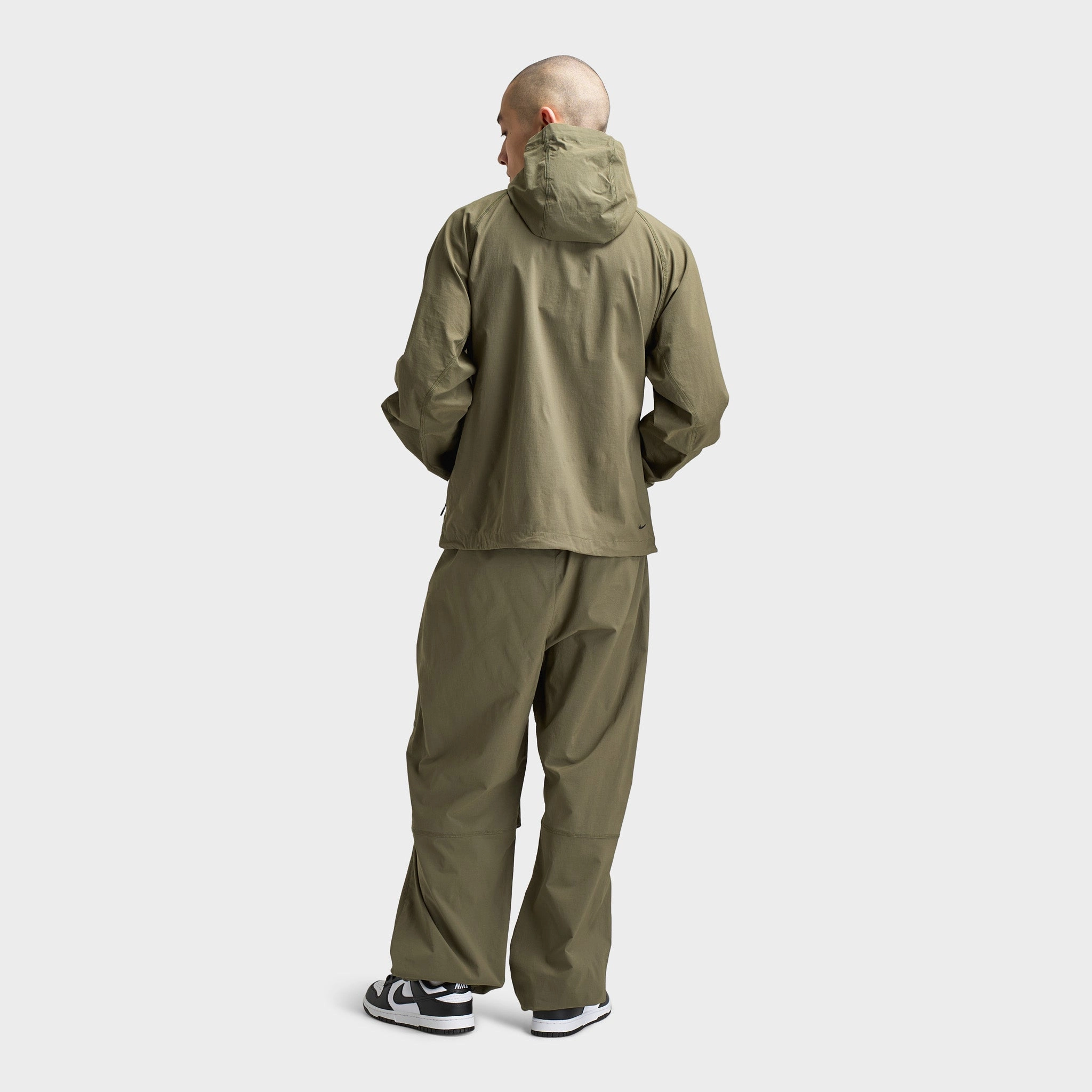 Nike Tech Woven Full-Zip Windrunner Jacket Medium Olive / Medium Olive - Black