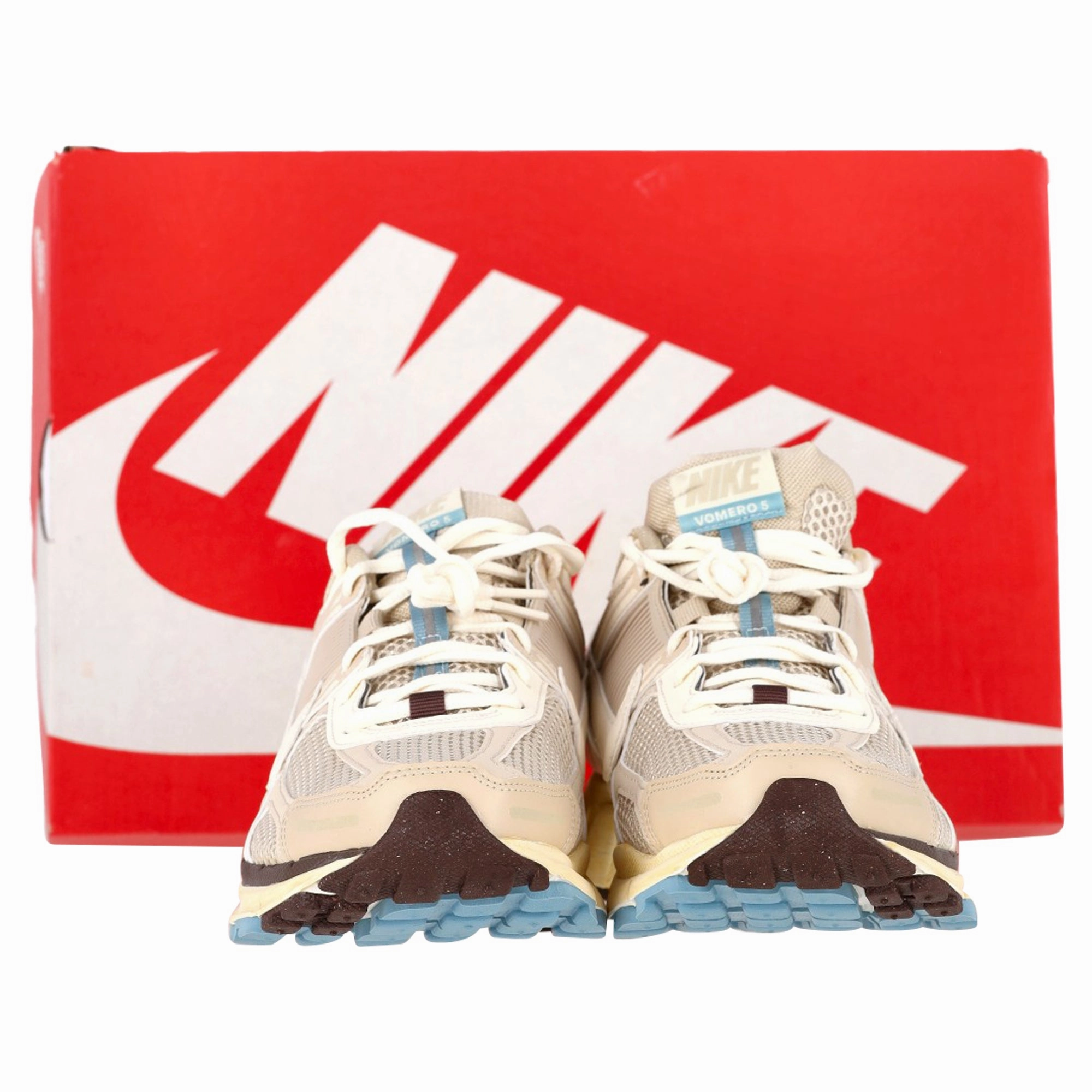 Nike Zoom Vomero 5 Sneakers in Beige Synthetic
