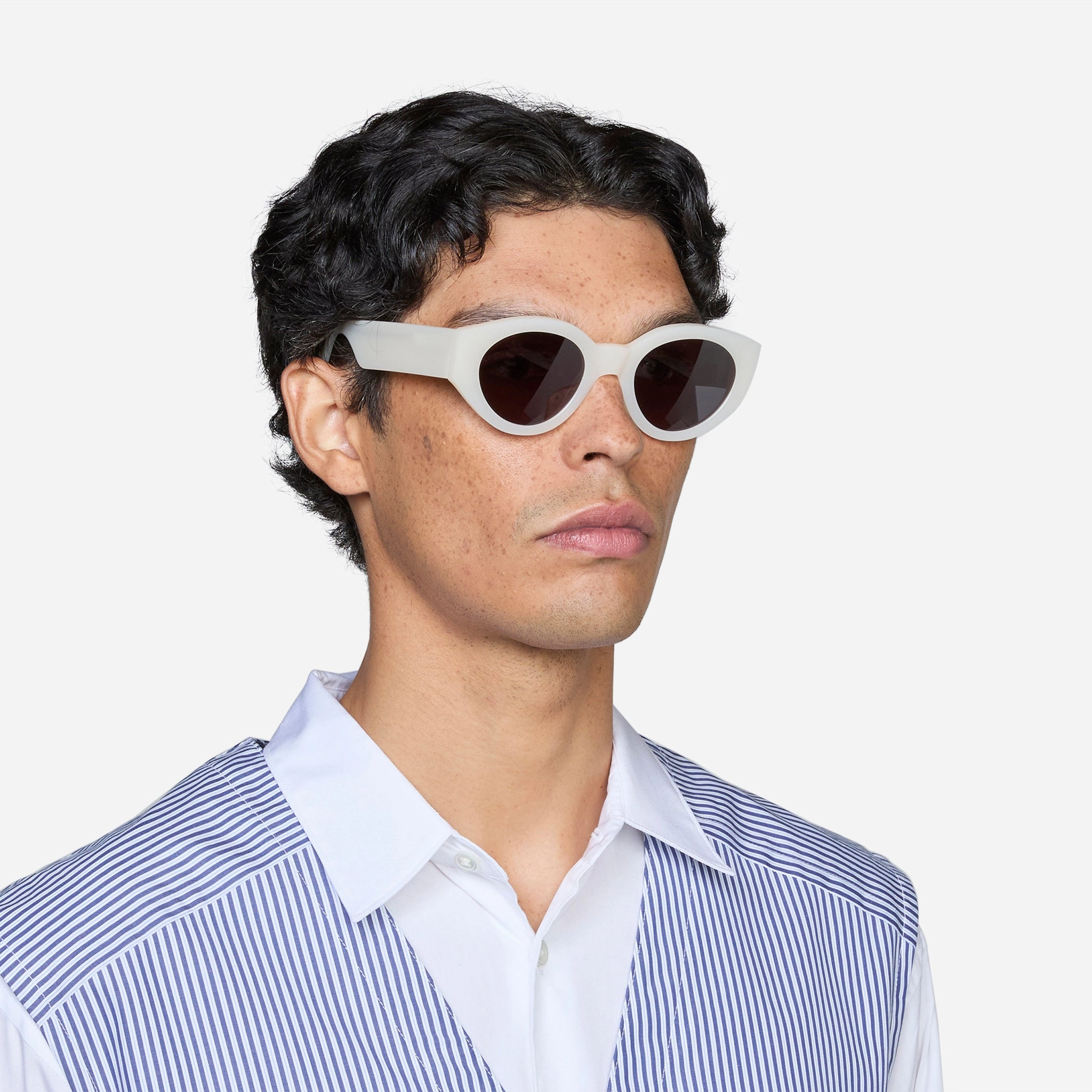 Polly Pearl | Grey Solid Lens