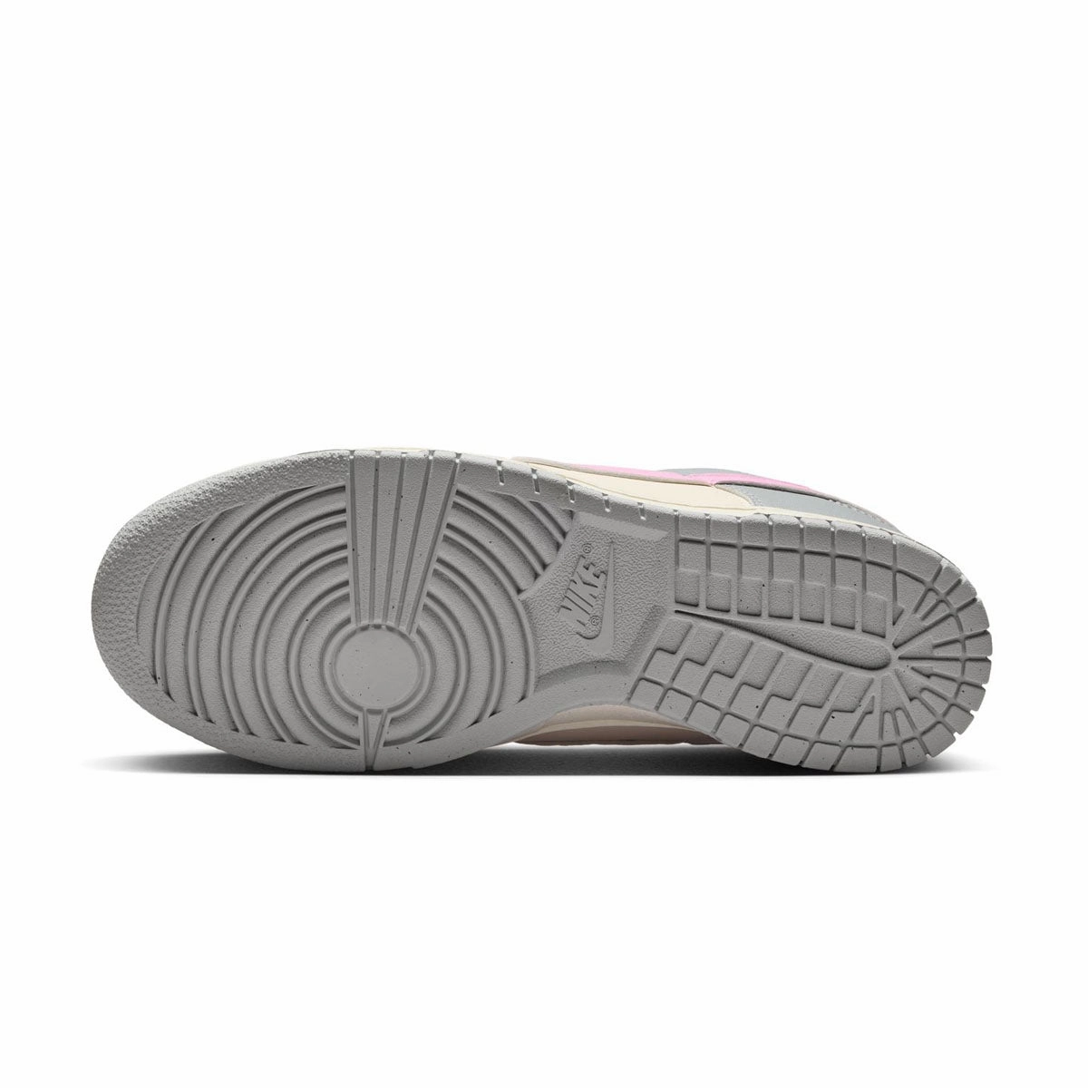 Wmns Dunk Low Next Nature 'Light Smoke Grey'