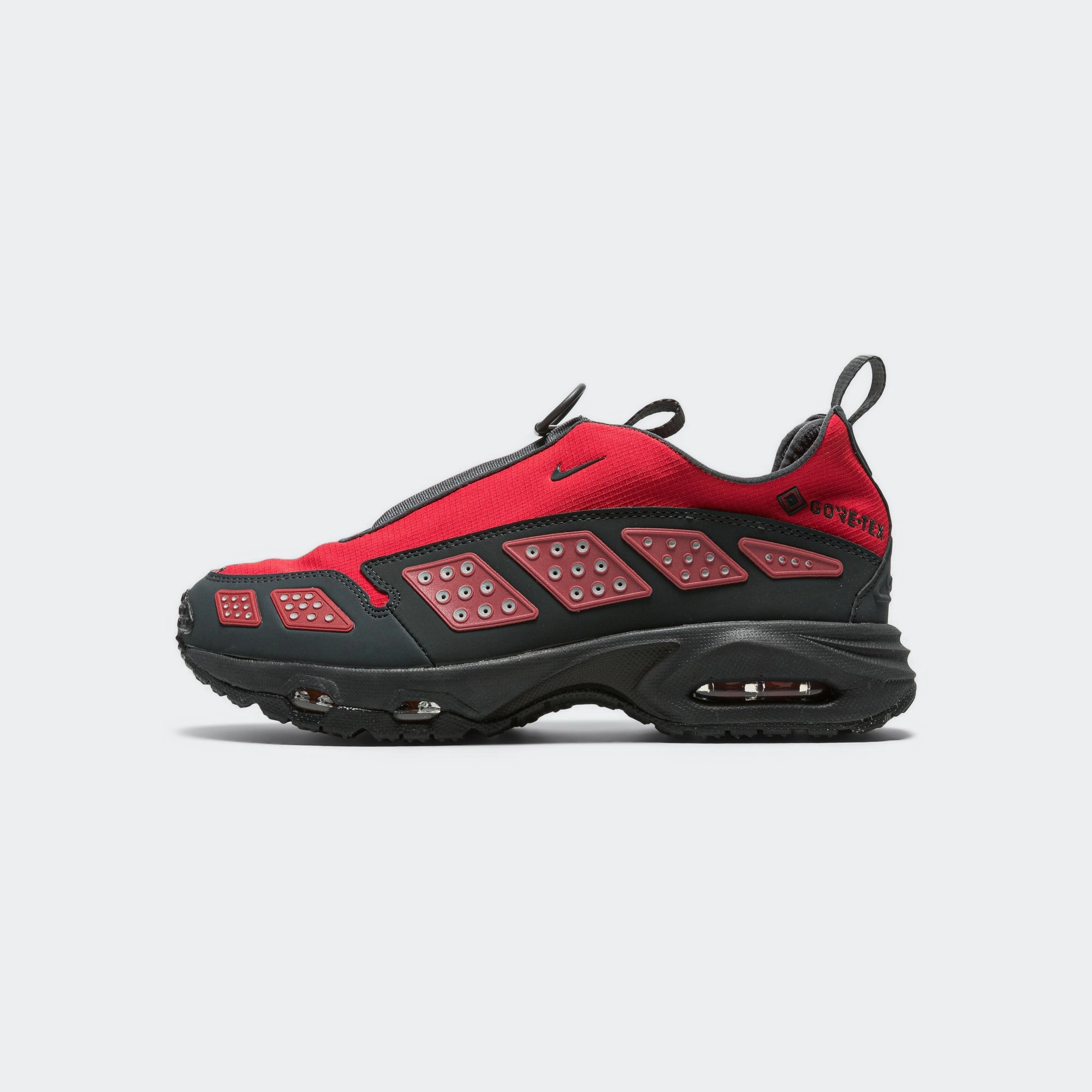 Womens Air Max SNDR GORE-TEX - Hyper Crimson/Dk Smoke Grey-Fire Red